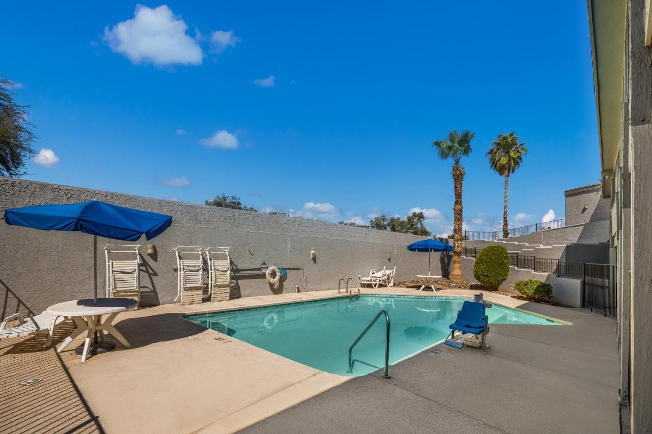Knights Inn Tucson D.M.A.F Area エクステリア 写真